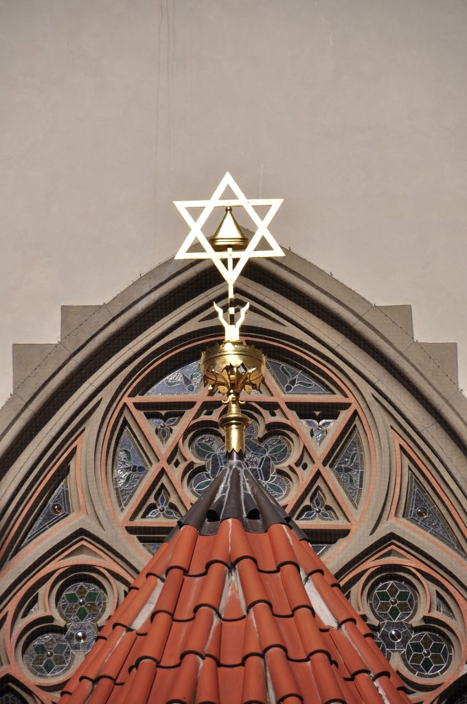 הגולם מפראג בית הכנסת